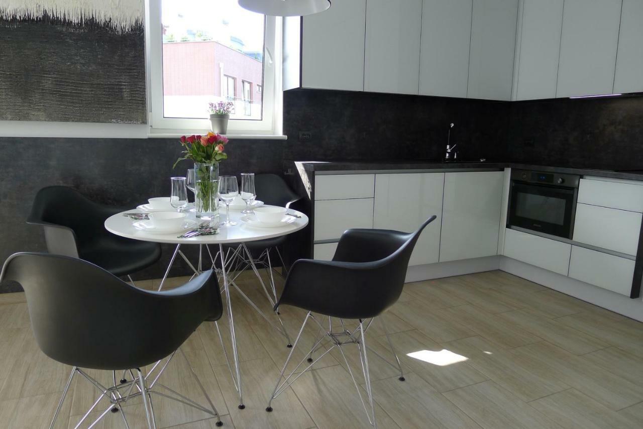 Impresja 42 Apartament Z Garazem Kolobrzeg Luaran gambar