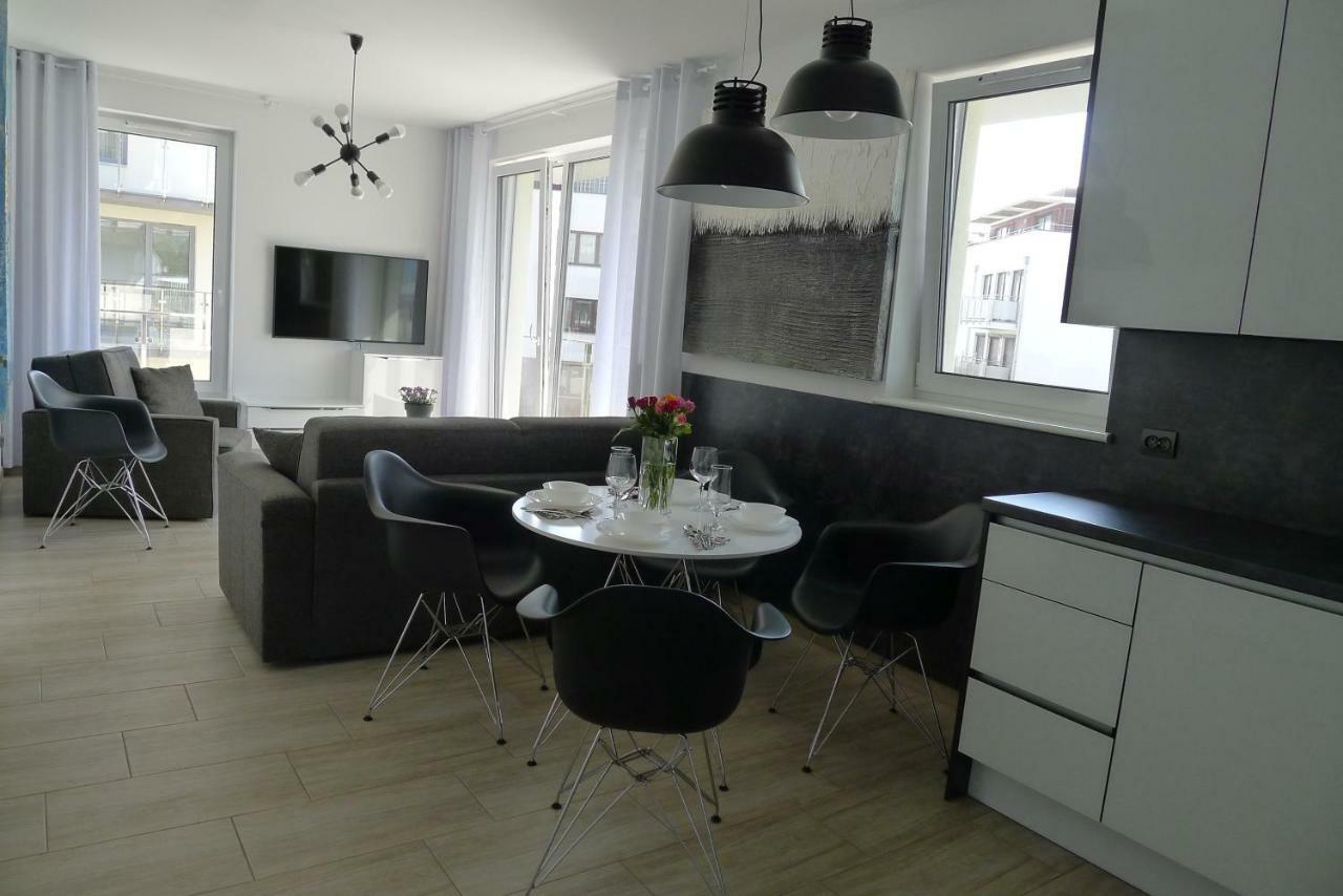 Impresja 42 Apartament Z Garazem Kolobrzeg Luaran gambar