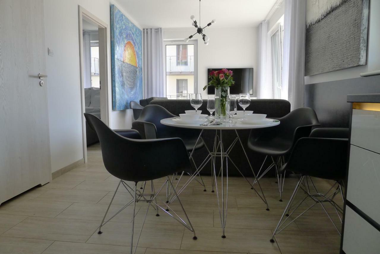 Impresja 42 Apartament Z Garazem Kolobrzeg Luaran gambar
